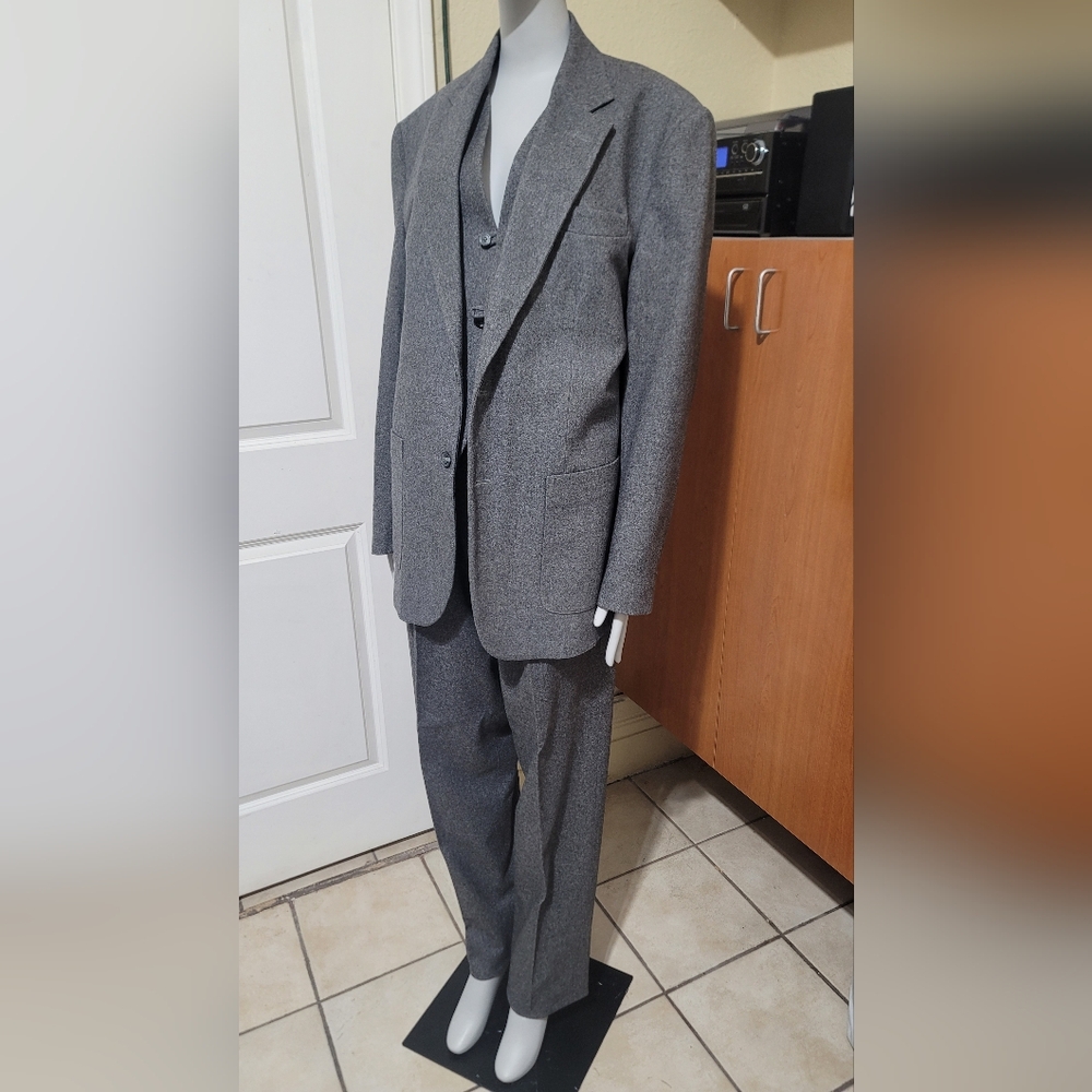 Limited Scott Fraser Collection 3 Piece Boccia Flannel Suit 40R